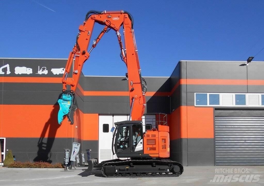 Hitachi ZX225-US6 Roomikekskavaatorid