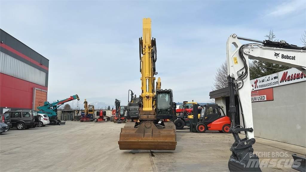 Hitachi ZX300LCN-6 2P Roomikekskavaatorid