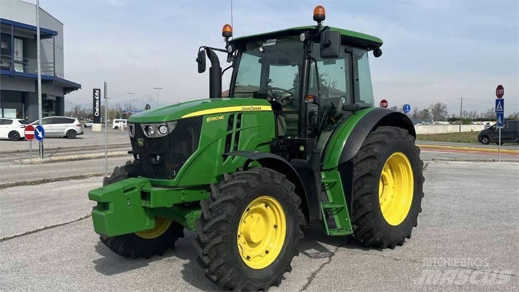 John Deere 6090MC 4X4 Lumesahad