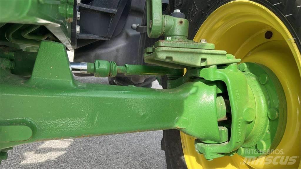 John Deere 6090MC 4X4 Lumesahad