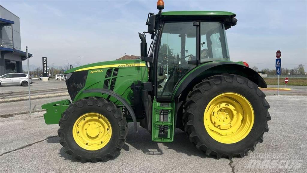 John Deere 6090MC 4X4 Lumesahad