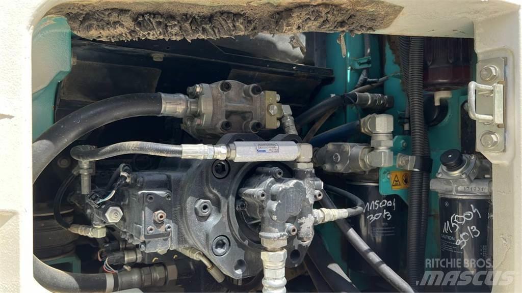 Kobelco SK260SR-3 Roomikekskavaatorid
