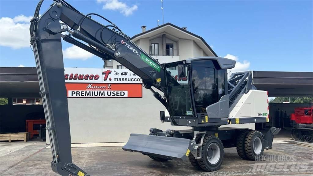 Terex TWH 220 S5 Ratasekskavaatorid