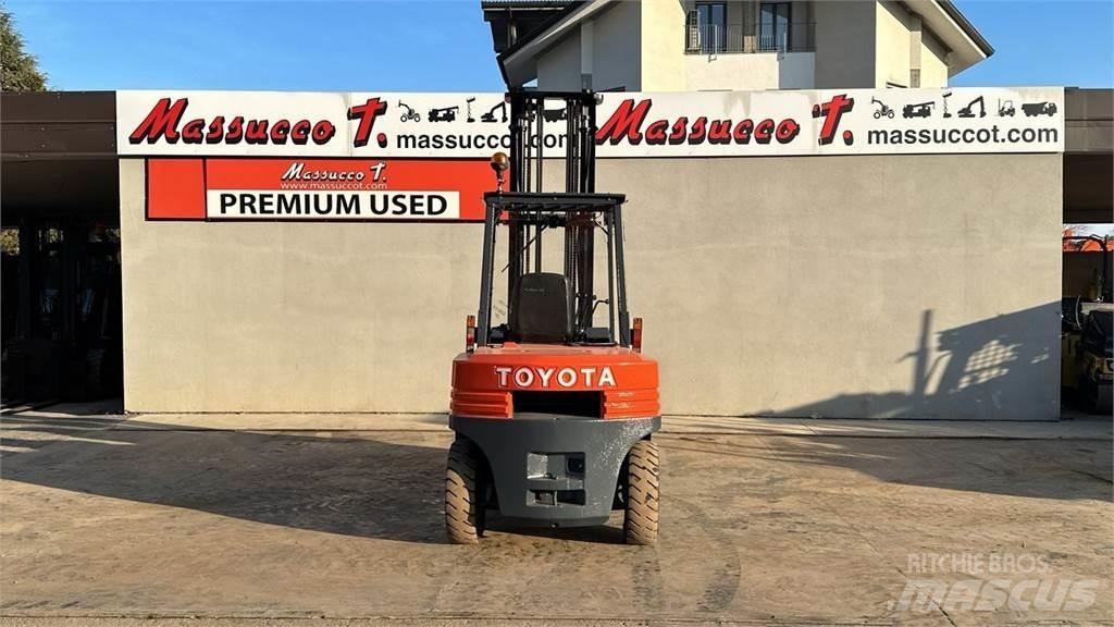 Toyota 02-5FD40 Diiseltõstukid