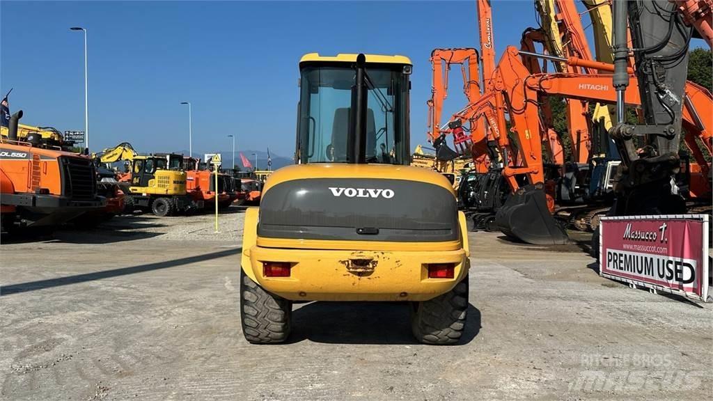 Volvo L 40 B-TP Rataslaadurid