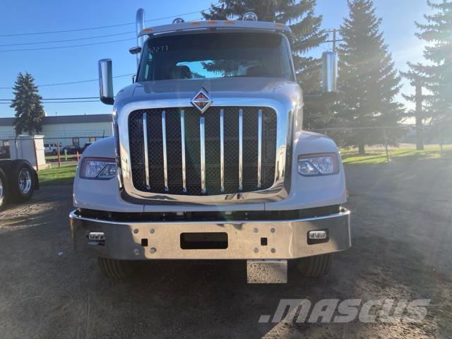 International HX Sadulveokid