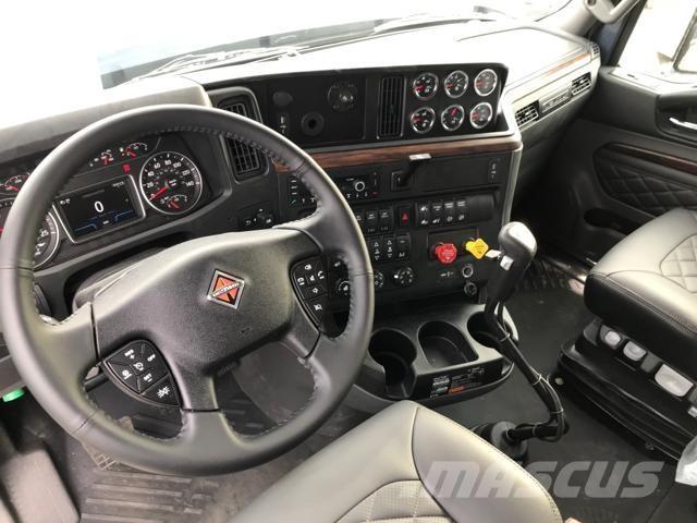 International HX Sadulveokid