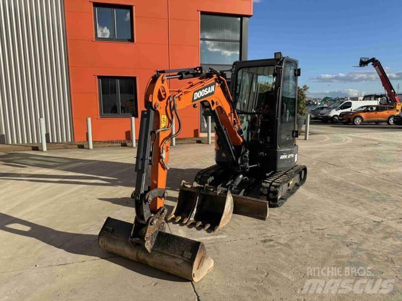 Doosan DX 27 Z Miniekskavaatorid < 7 t