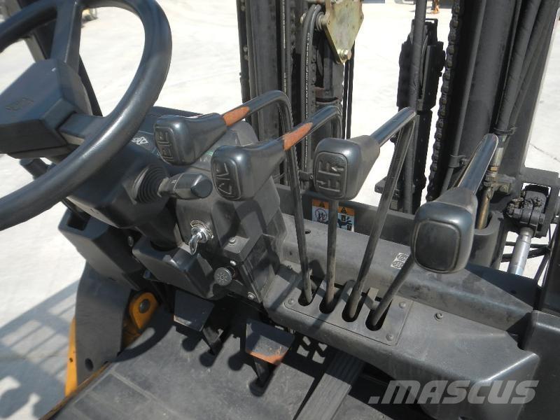 Hangcha CPQD35N Kahveltõstukid - muud