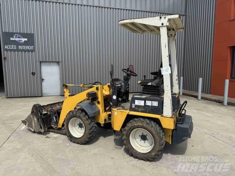 Kubota R310A Muud põllumajandusmasinad