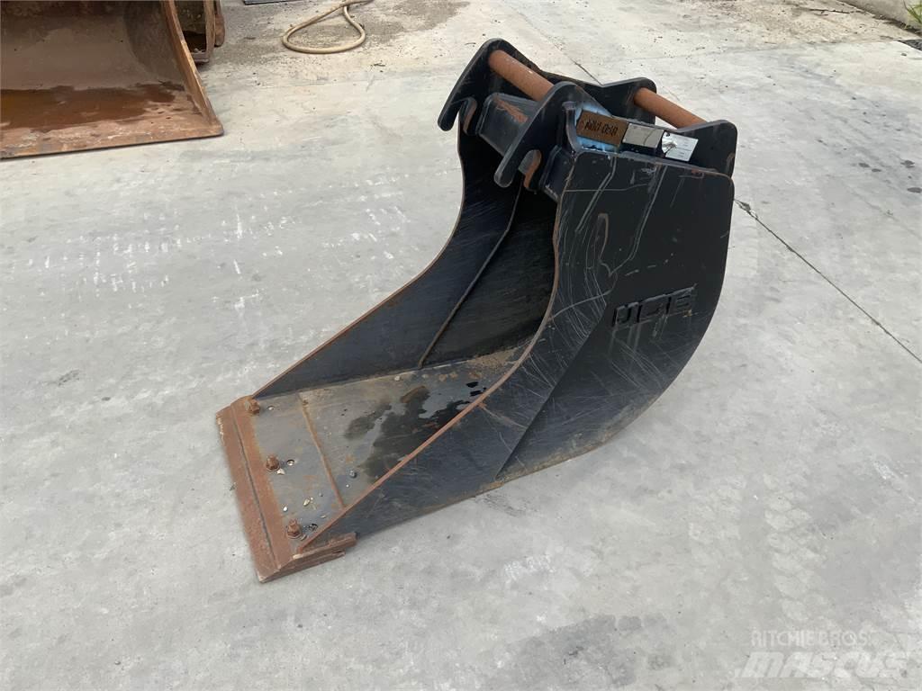 JCB 2ft bucket Muud põllumajandusmasinad