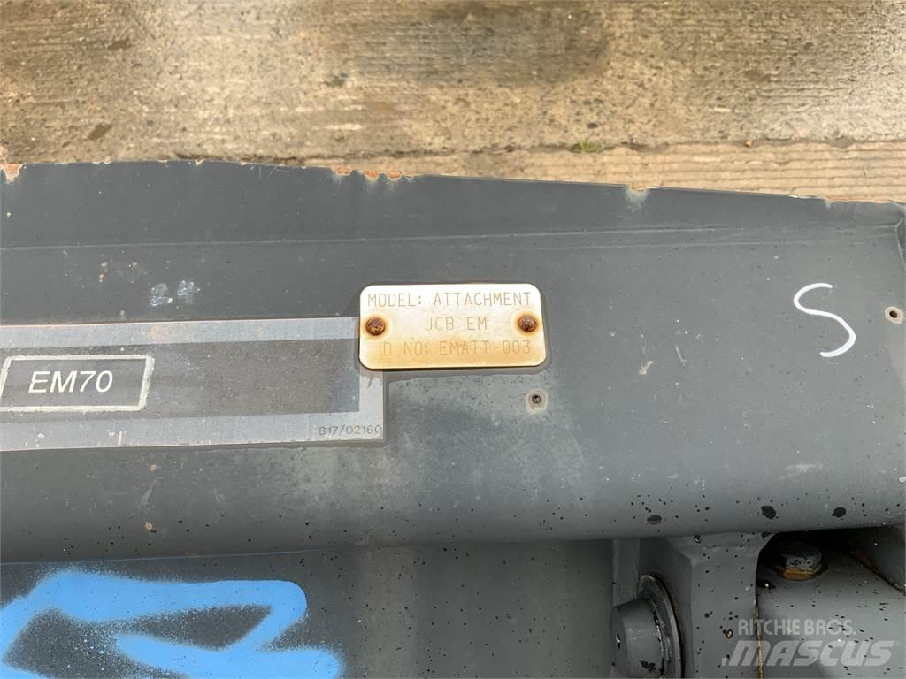 JCB 6FT 4 in 1 Bucket Muud põllumajandusmasinad