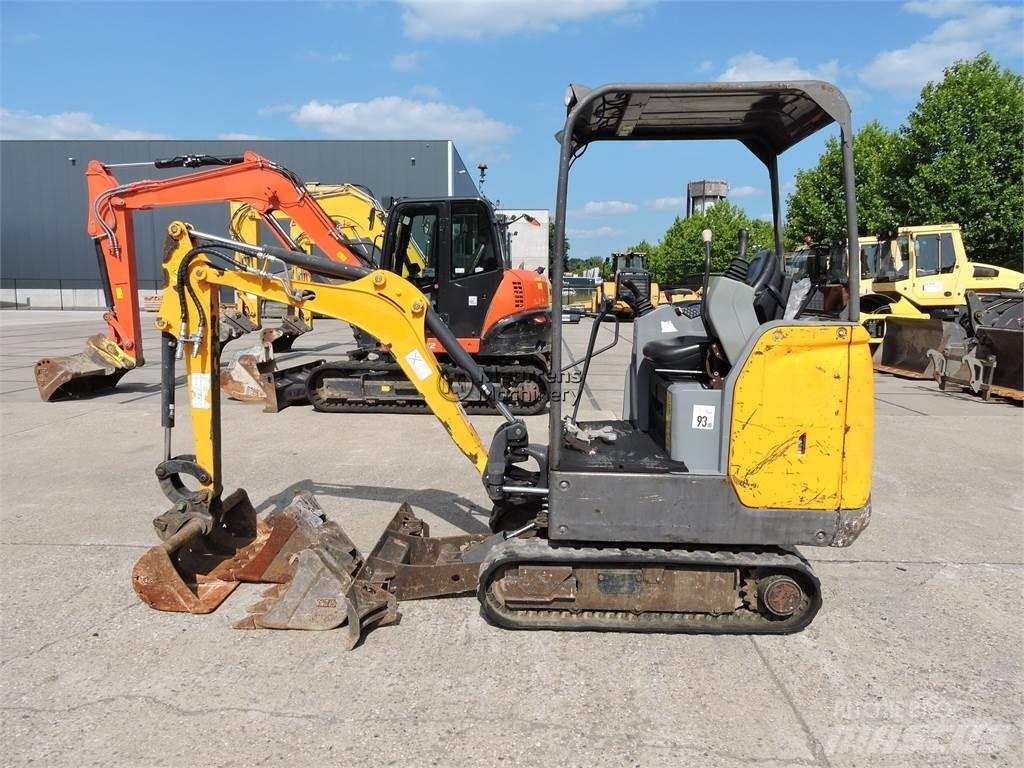 Bobcat E17 Muu