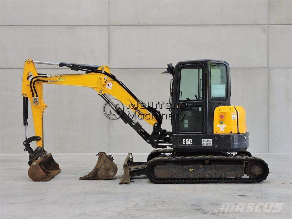 Bobcat E50 Muu
