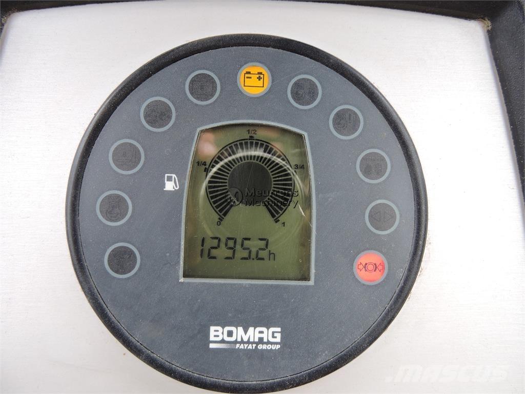 Bomag BW211D-4 GERMAN Muud rullid