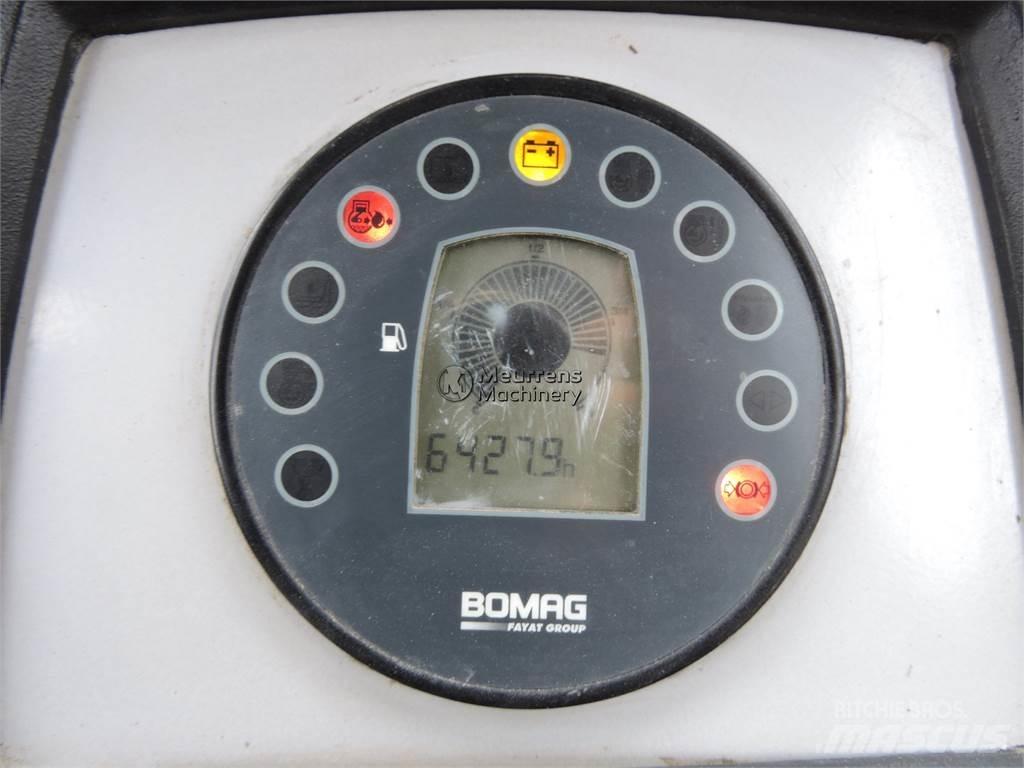 Bomag BW211D-4 GERMAN Muud rullid