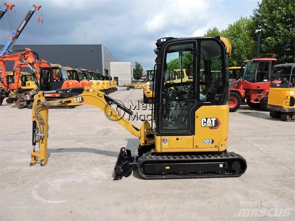 CAT 302 UNUSED Muu