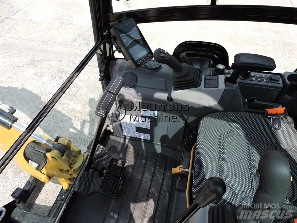 CAT 302 UNUSED Muu