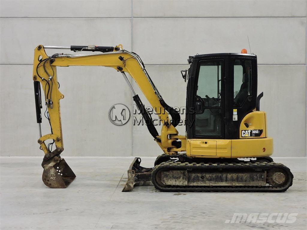 CAT 305 Muu