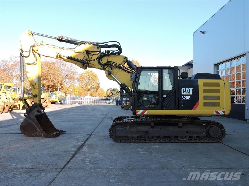 CAT 320E Roomikekskavaatorid