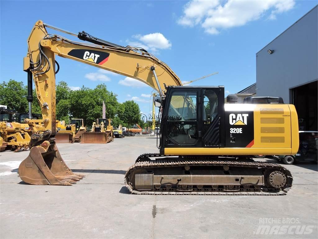 CAT 320EL Roomikekskavaatorid