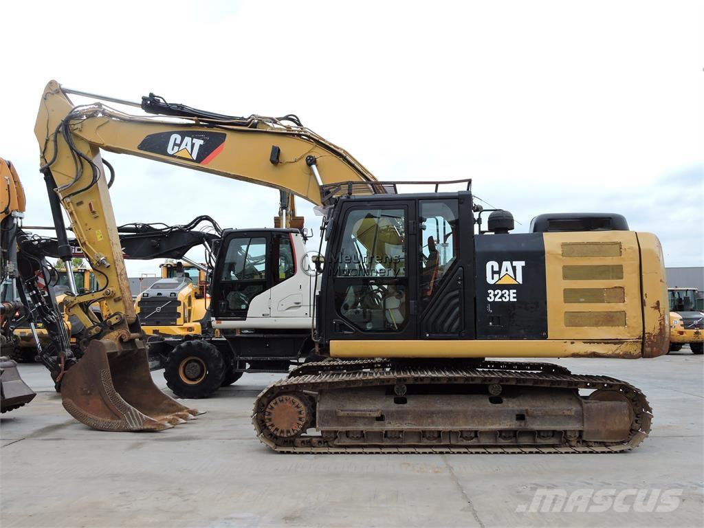 CAT 323EL Roomikekskavaatorid