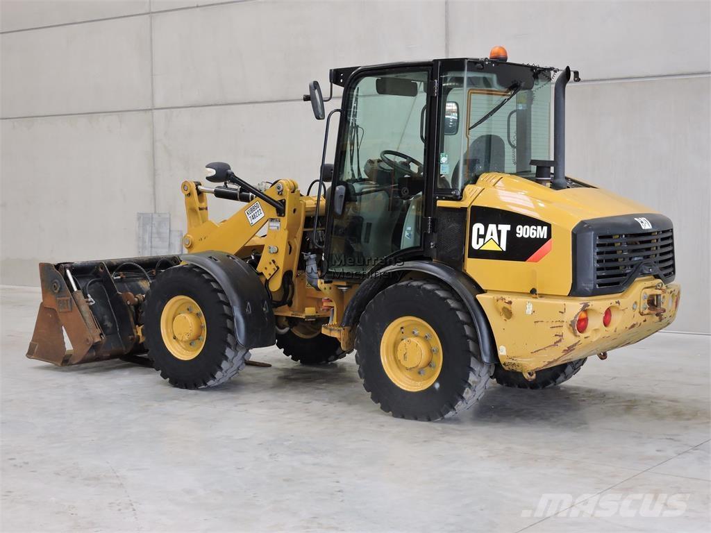 CAT 906M + FORK Rataslaadurid