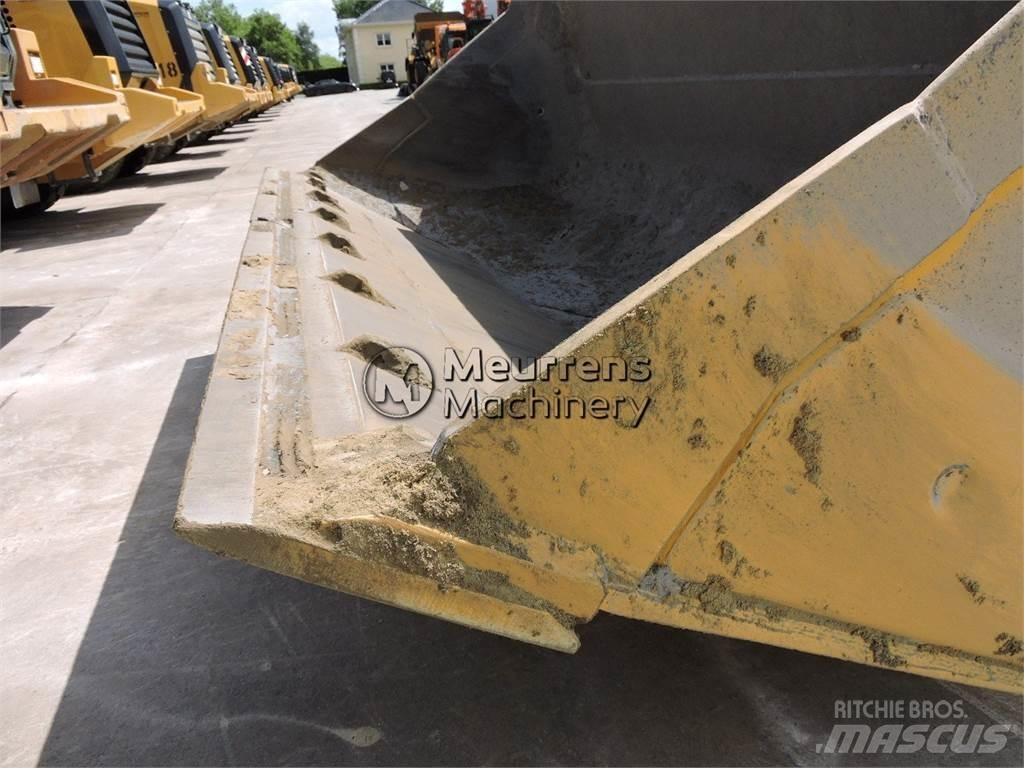 CAT 972M Rataslaadurid