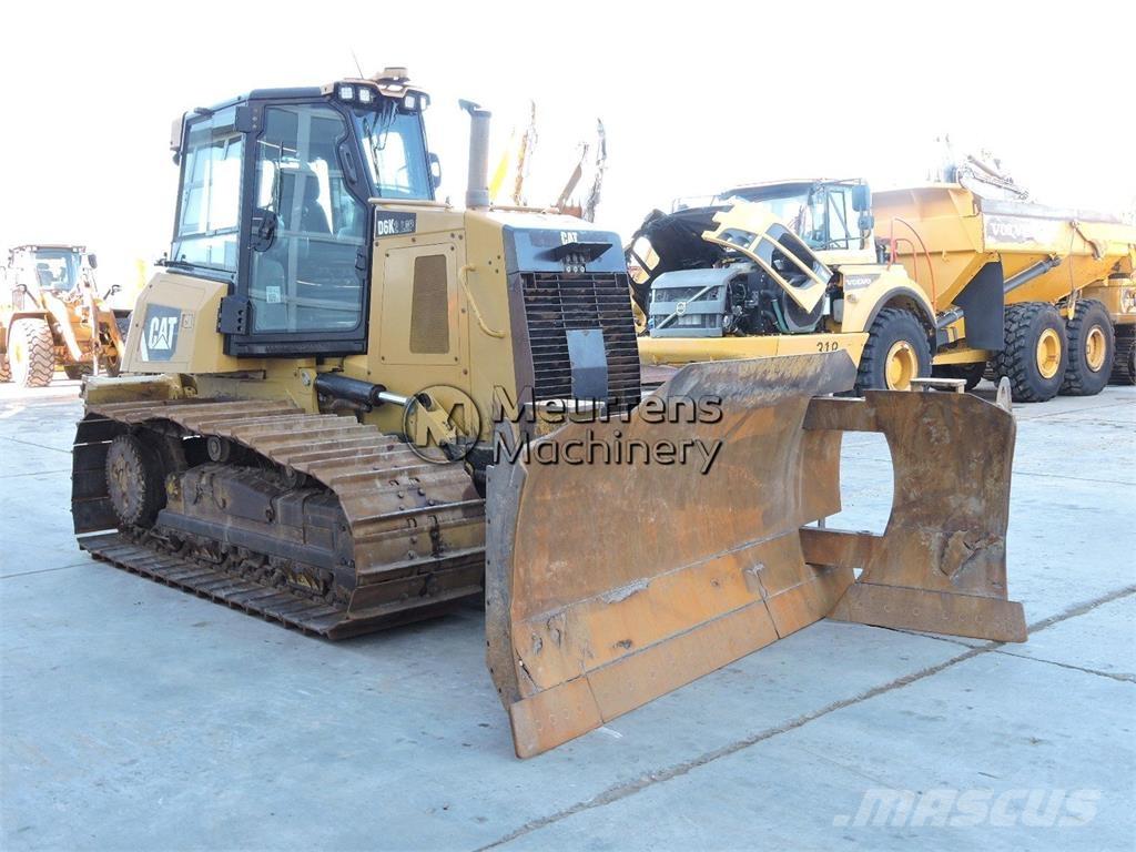 CAT D6K Buldooserid
