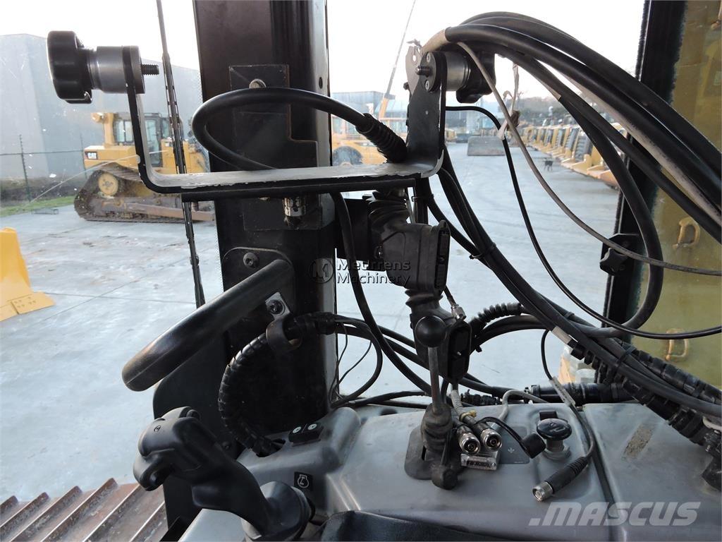 CAT D6NLGP Buldooserid