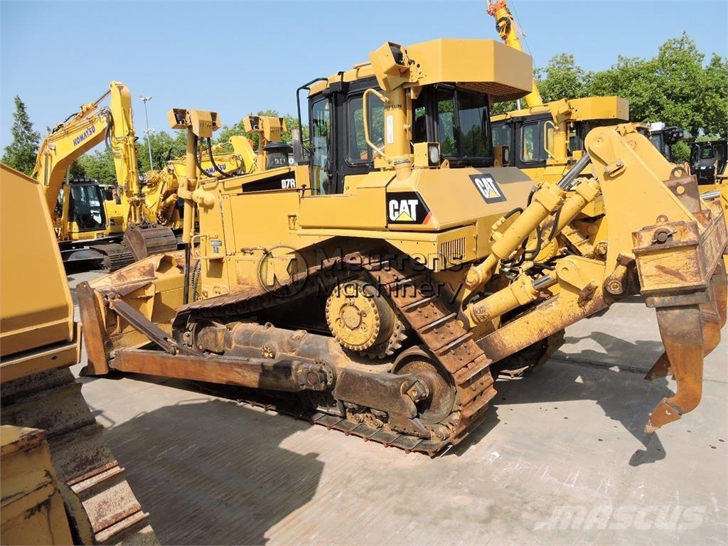 CAT D7R Buldooserid
