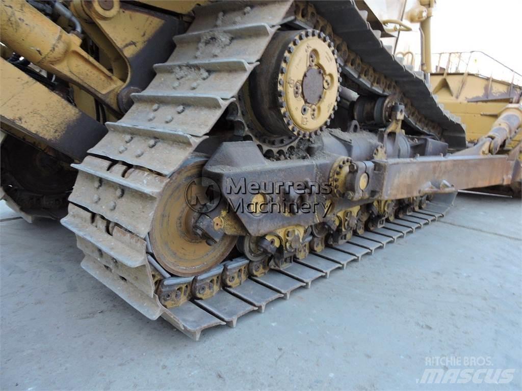 CAT D8T GERMAN Buldooserid