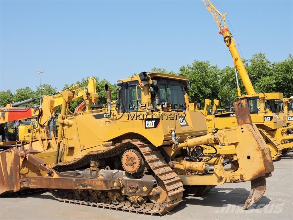 CAT D8T GERMAN Buldooserid