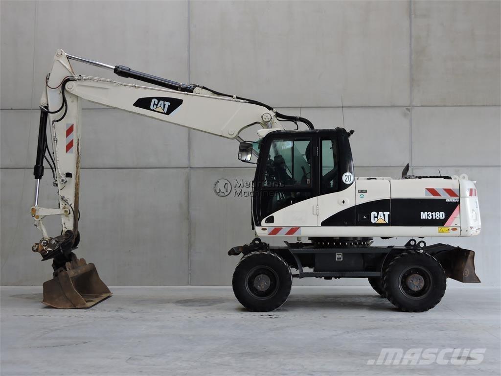 CAT M318D Ratasekskavaatorid