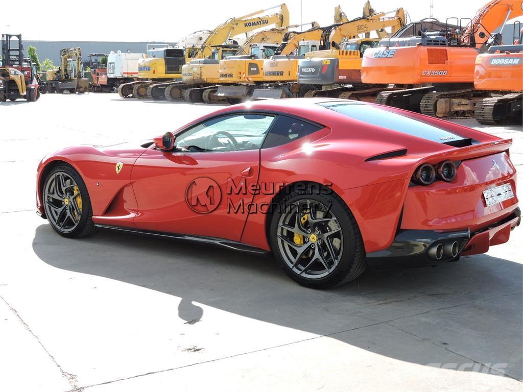 Ferrari 812 Super Fast Muu