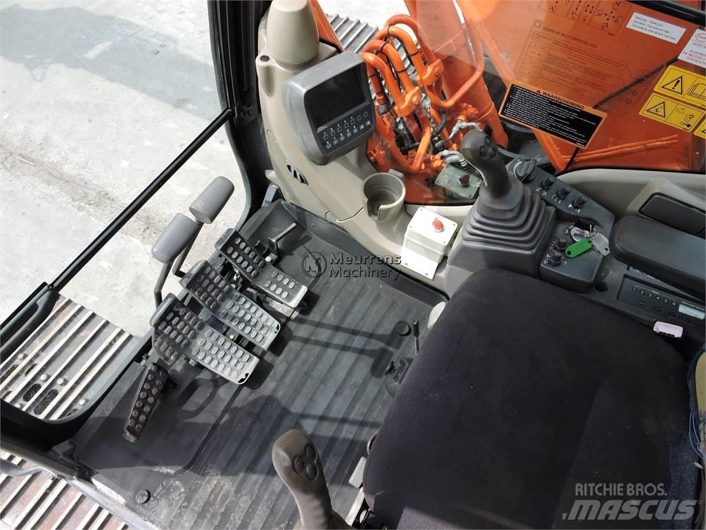 Hitachi ZX180 Roomikekskavaatorid