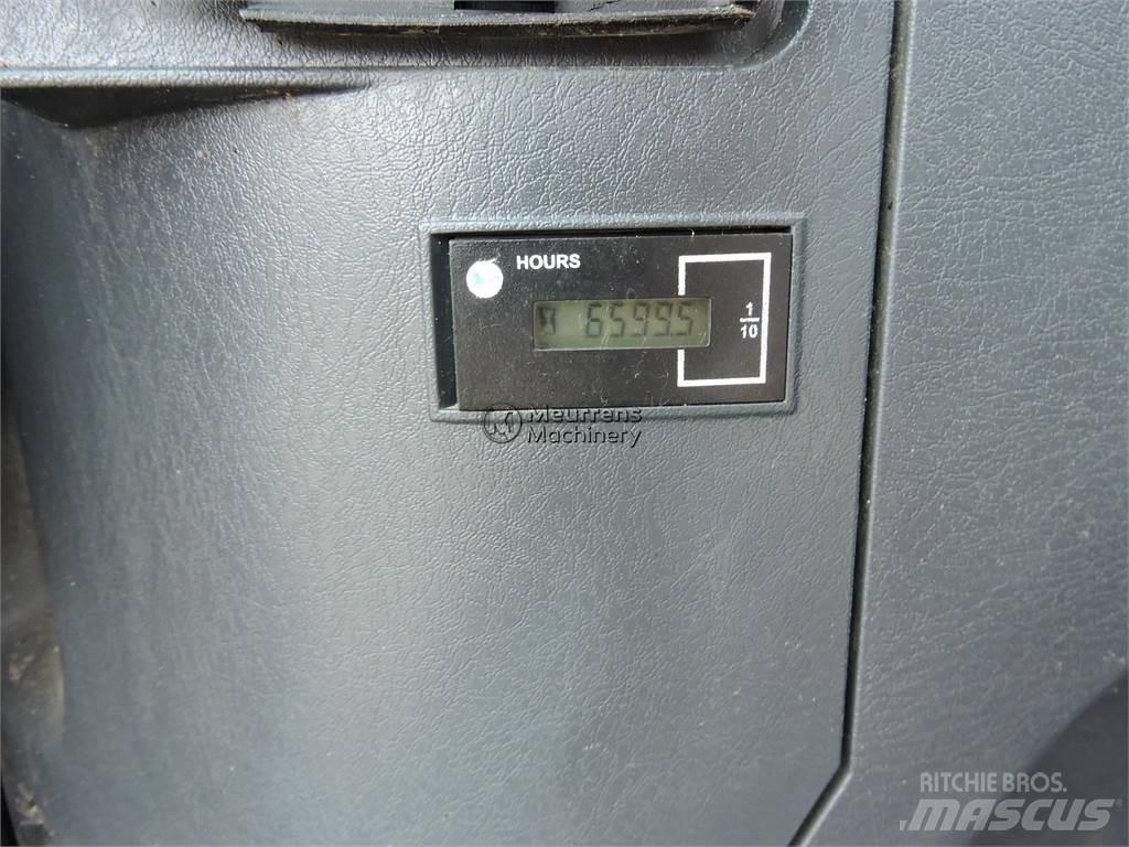 Hyundai R60 Muu
