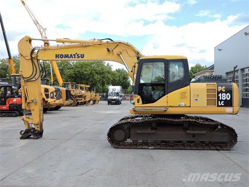 Komatsu PC180LX-7 Roomikekskavaatorid