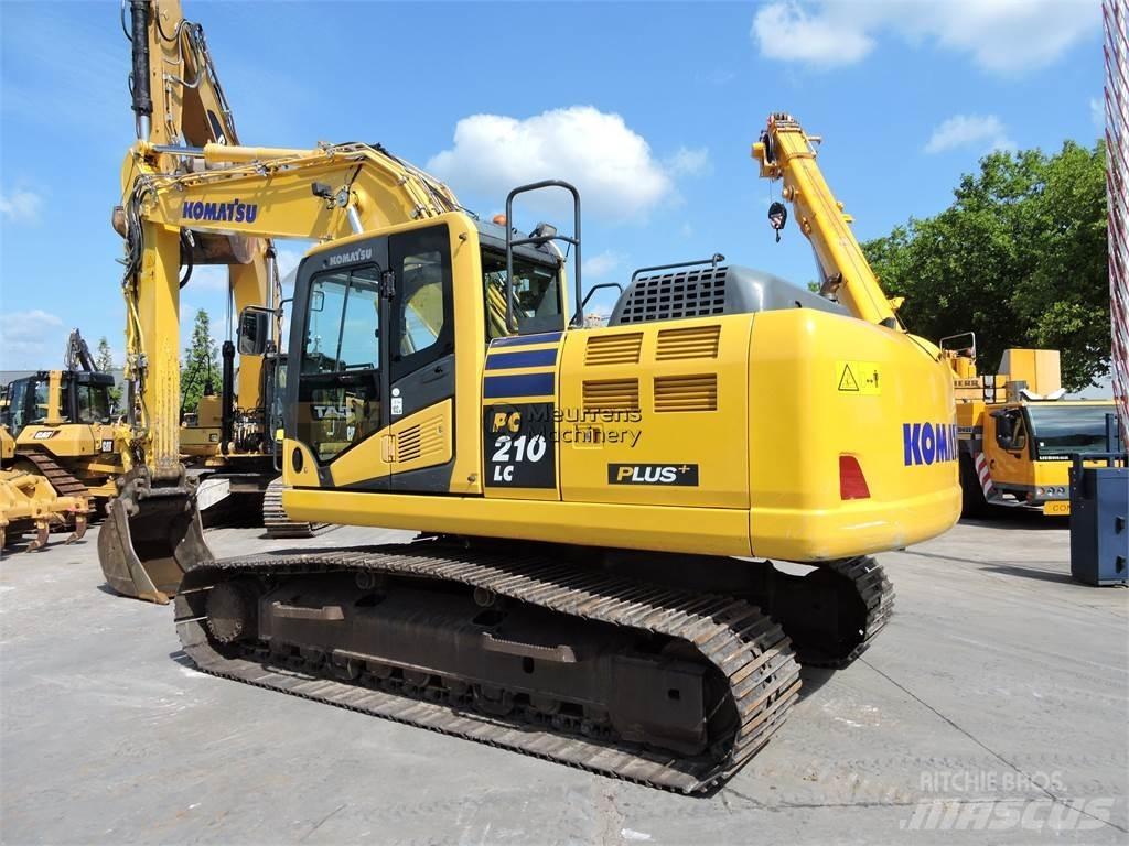 Komatsu PC210LC-10 Roomikekskavaatorid