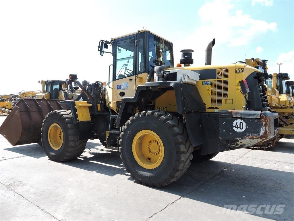 Komatsu WA320 Rataslaadurid