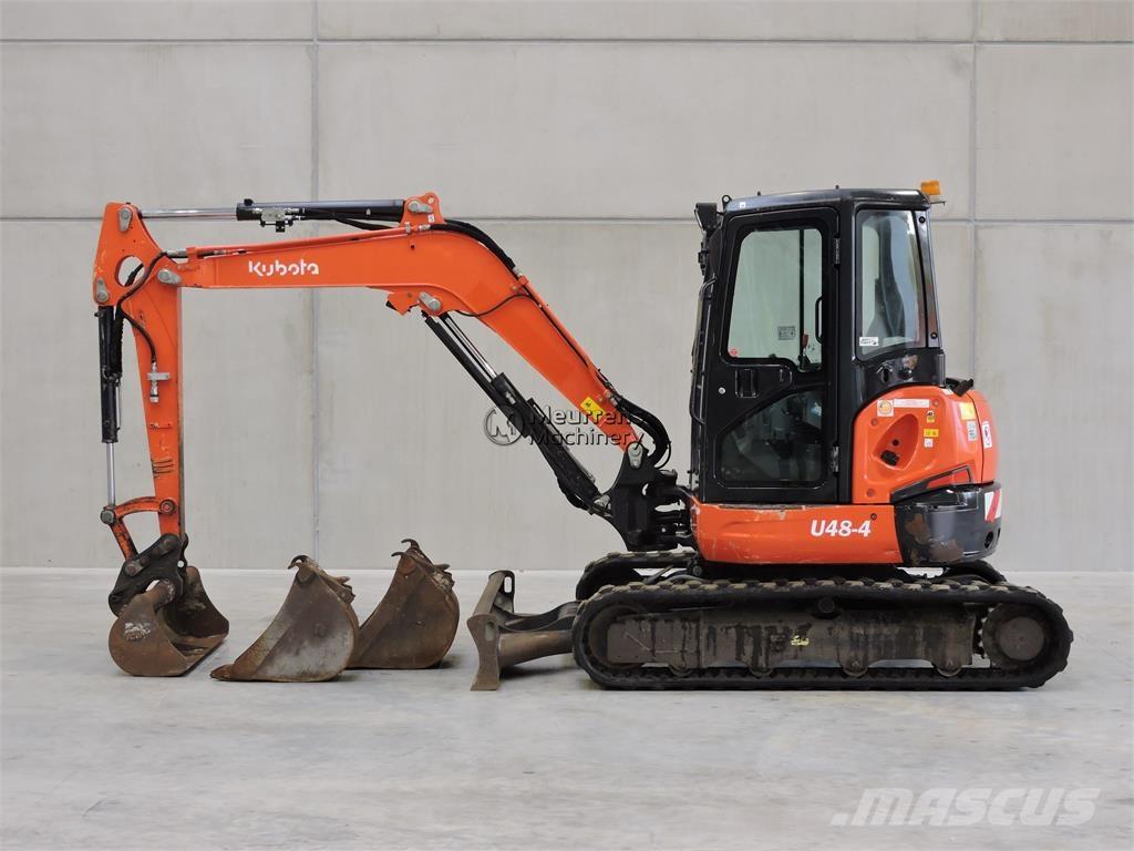 Kubota U48-4 Muu