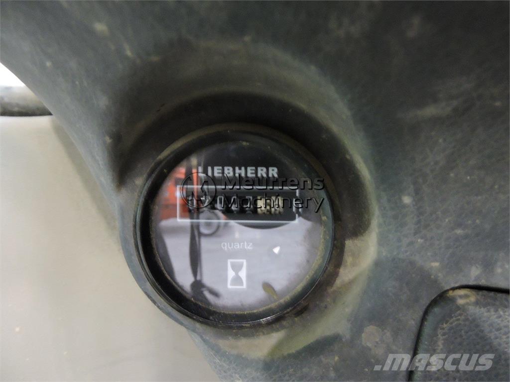 Liebherr A312 Ratasekskavaatorid