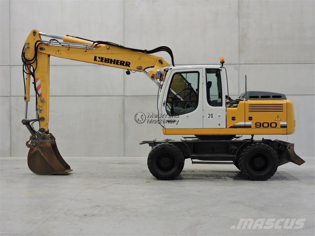 Liebherr A900C Ratasekskavaatorid