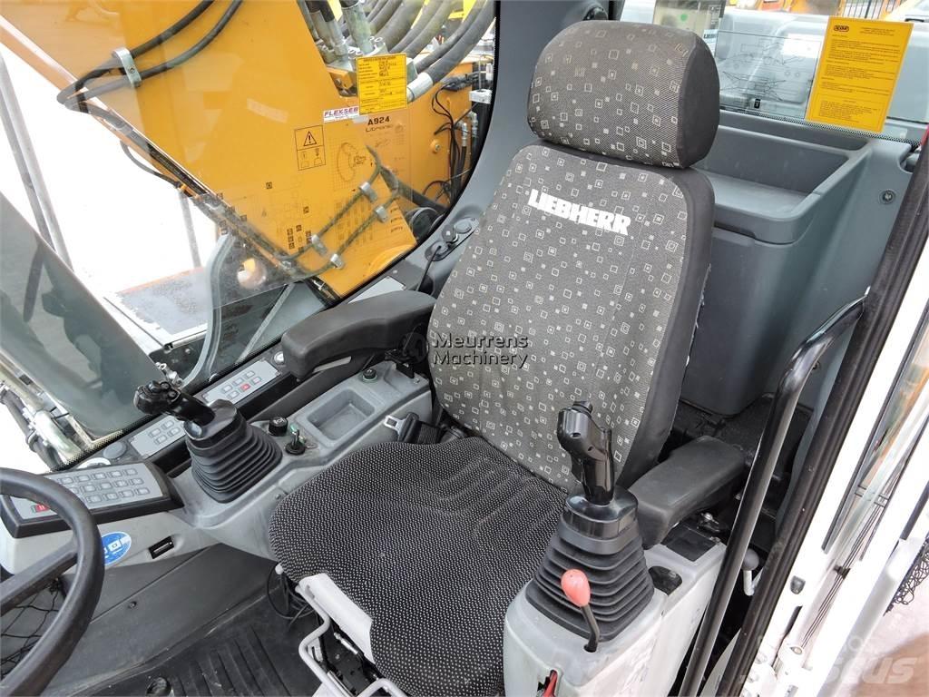 Liebherr A924 Ratasekskavaatorid