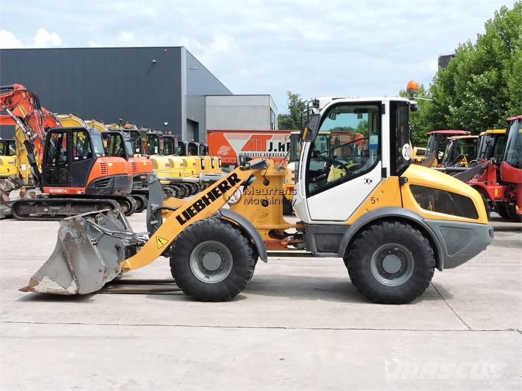 Liebherr L508 + FORK Rataslaadurid