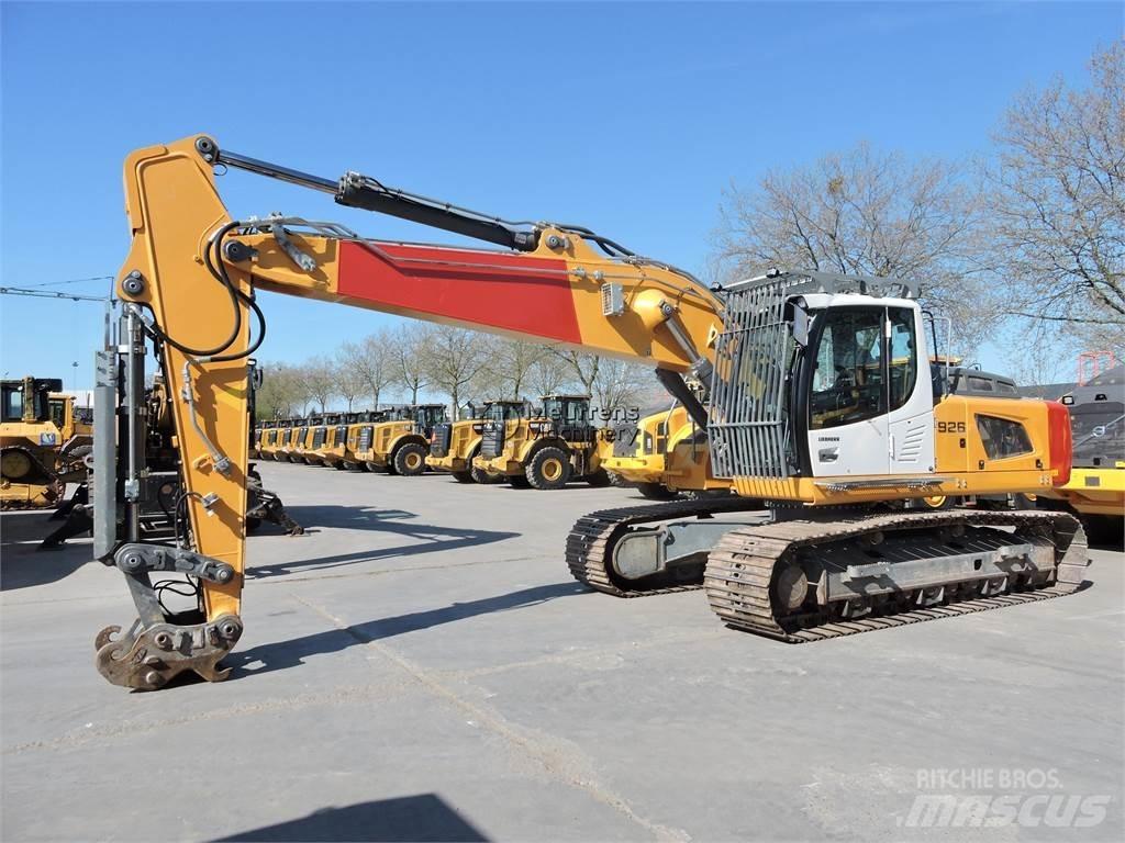 Liebherr R926LC Roomikekskavaatorid