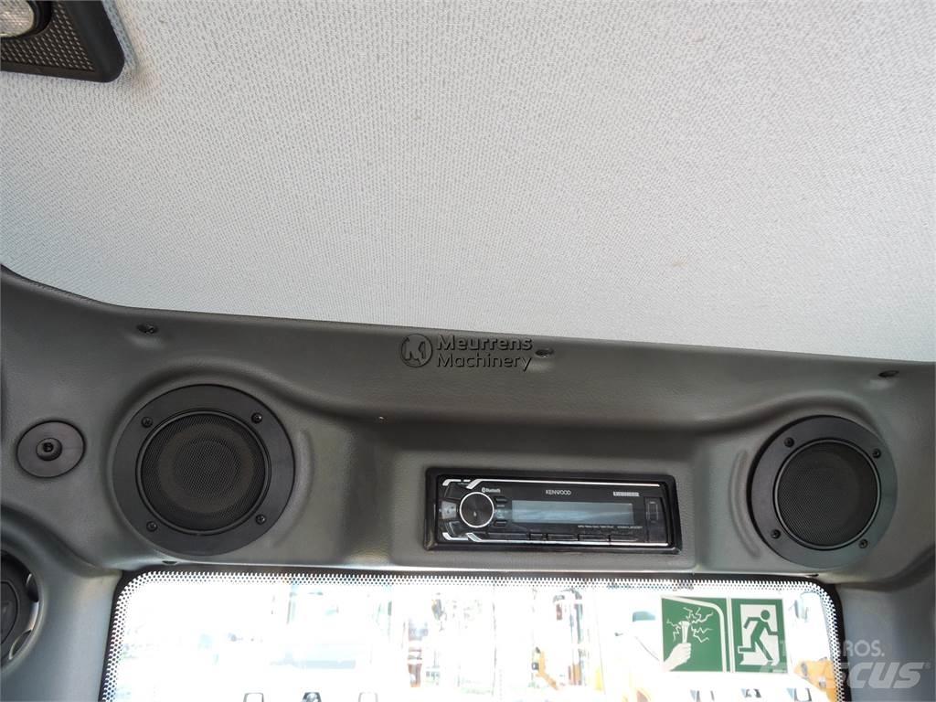 Liebherr R926LC Roomikekskavaatorid