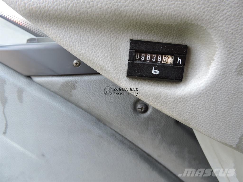 Liebherr R936LC Roomikekskavaatorid