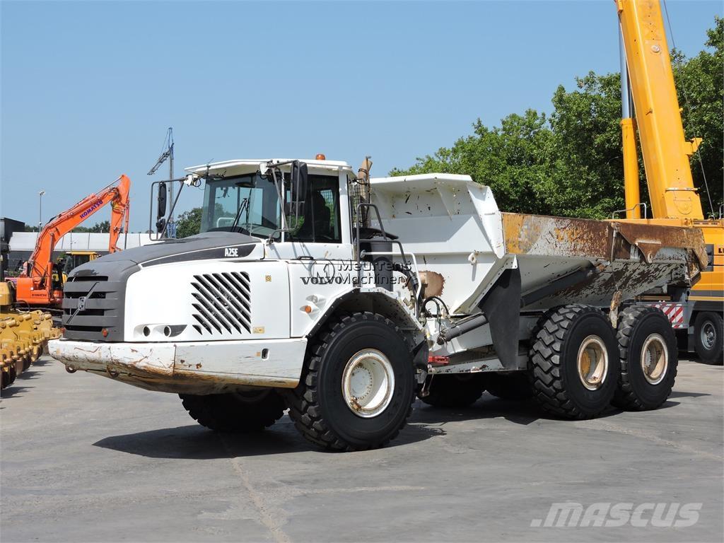 Volvo A25E Liigendraamiga pinnaseveokid