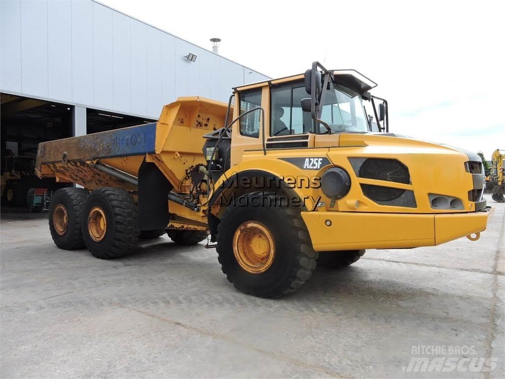 Volvo A25F Liigendraamiga pinnaseveokid
